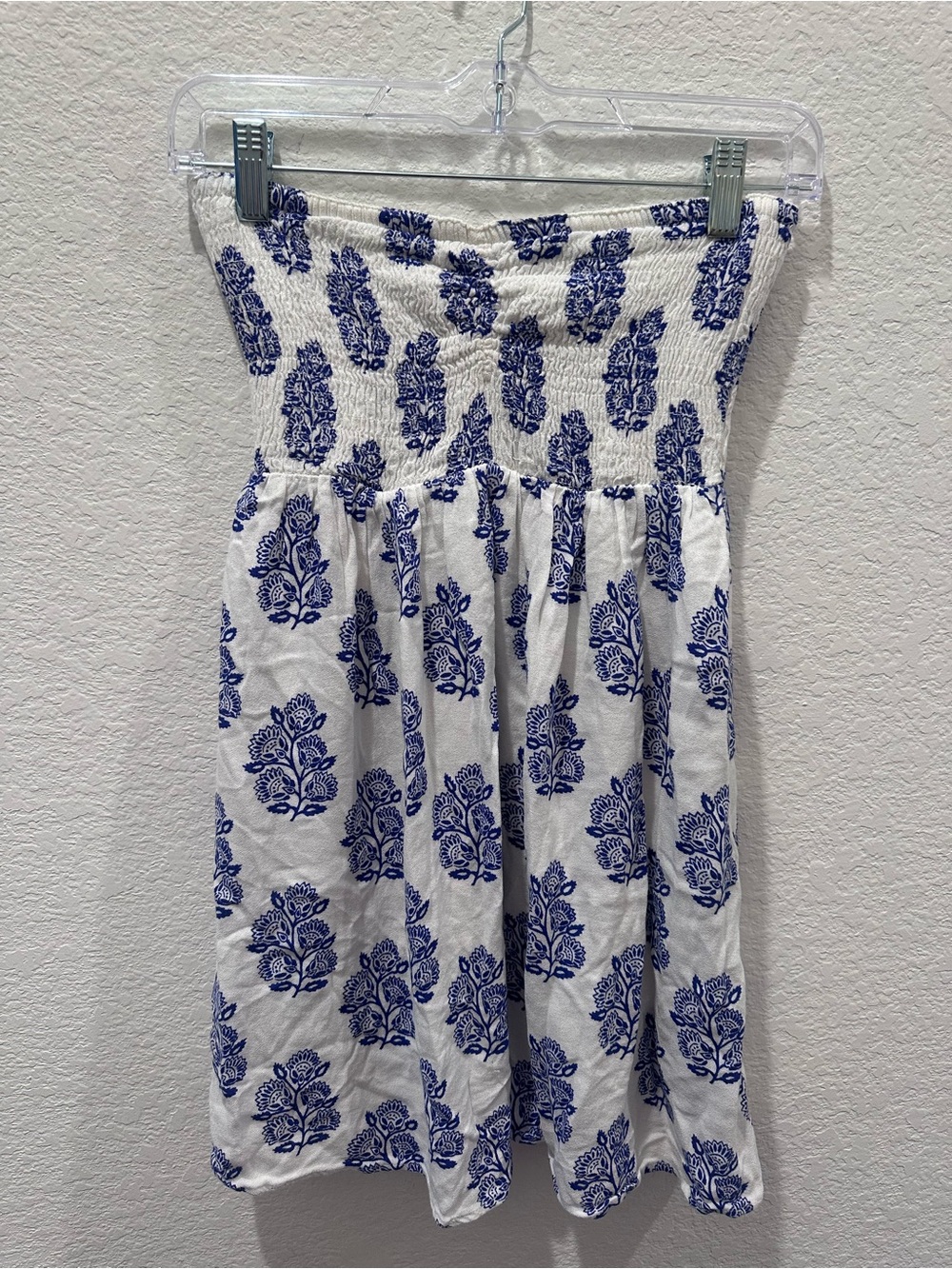 ONeill Women Blue White Floral Smocked Strapless Mini Dress‎ Size Small